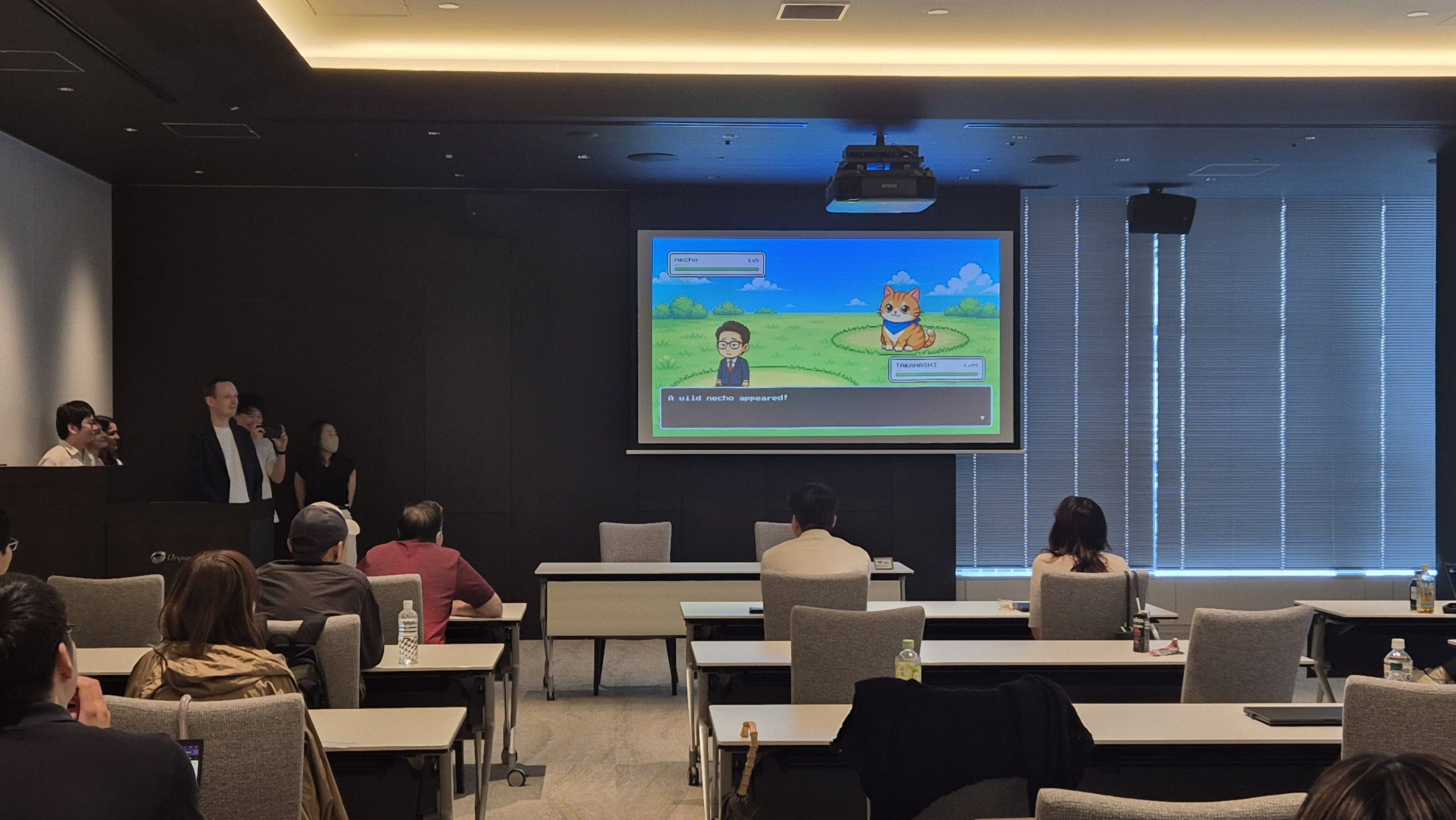 fakestreamチームによるプレゼンテーションの様子